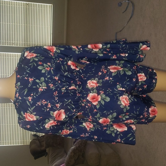 Peyton Bre 16 or woman's size 4 elaborate bell sleeves blue romper vibrant - Picture 6 of 11